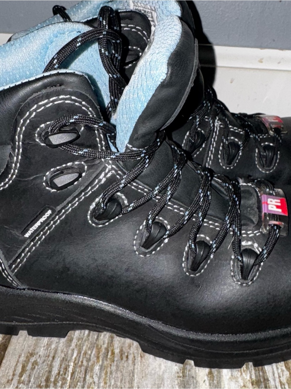 Avenger Black Hiking Boots with Light Blue Lining